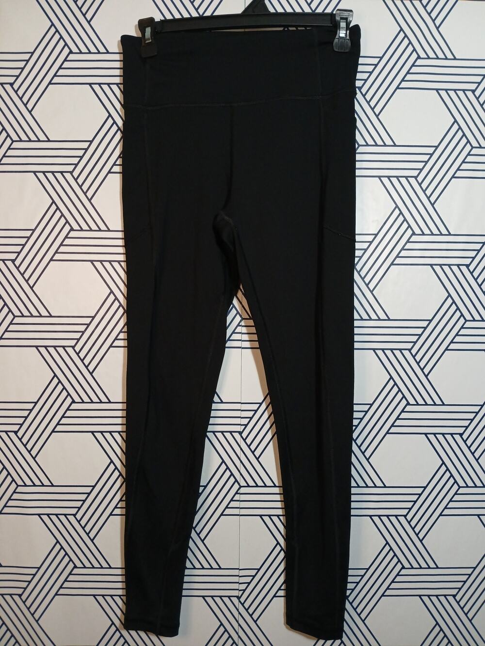 Victoria’s Secret On Point Flow Leggings Full Length Athleisure Yoga Pilates